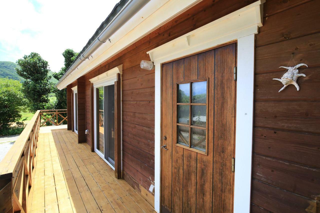 石垣島コテージakeeesi365 Ishigaki  Exterior foto